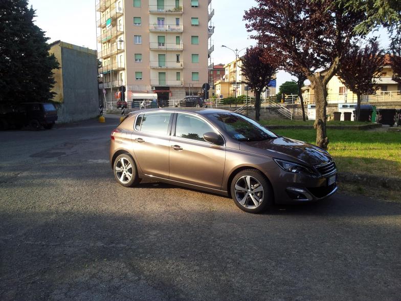 Name:  Peugeot 308 -.jpg
Views: 246
Size:  97,4 KB