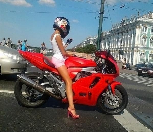 Name:  Hot-Biker-Girl-Riding-a-Red-Sport-Bike-and-Wearing-High-Heels-and-Short-Shorts.jpg
Views: 1430
Size:  57,1 KB