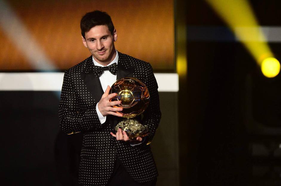 Name:  messi11_941-705_resize.jpg
Views: 134
Size:  60,6 KB